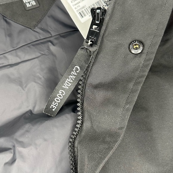 Canada goose jacket Size: XL BRAND NEW LIQUIDATION - Picture 10 of 11